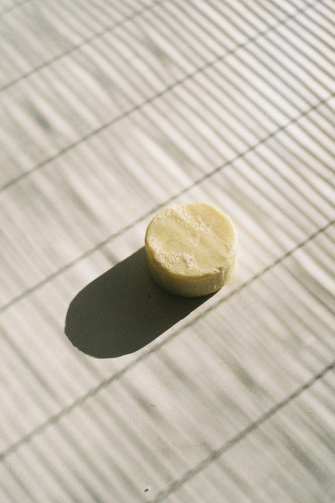THE SUPER VOLUME SOLID SHAMPOO BAR